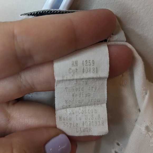 Vintage Vicki Wayne White Eyelet Open Front Short Sleeve  Blouse Women Medium - Picture 3 of 8